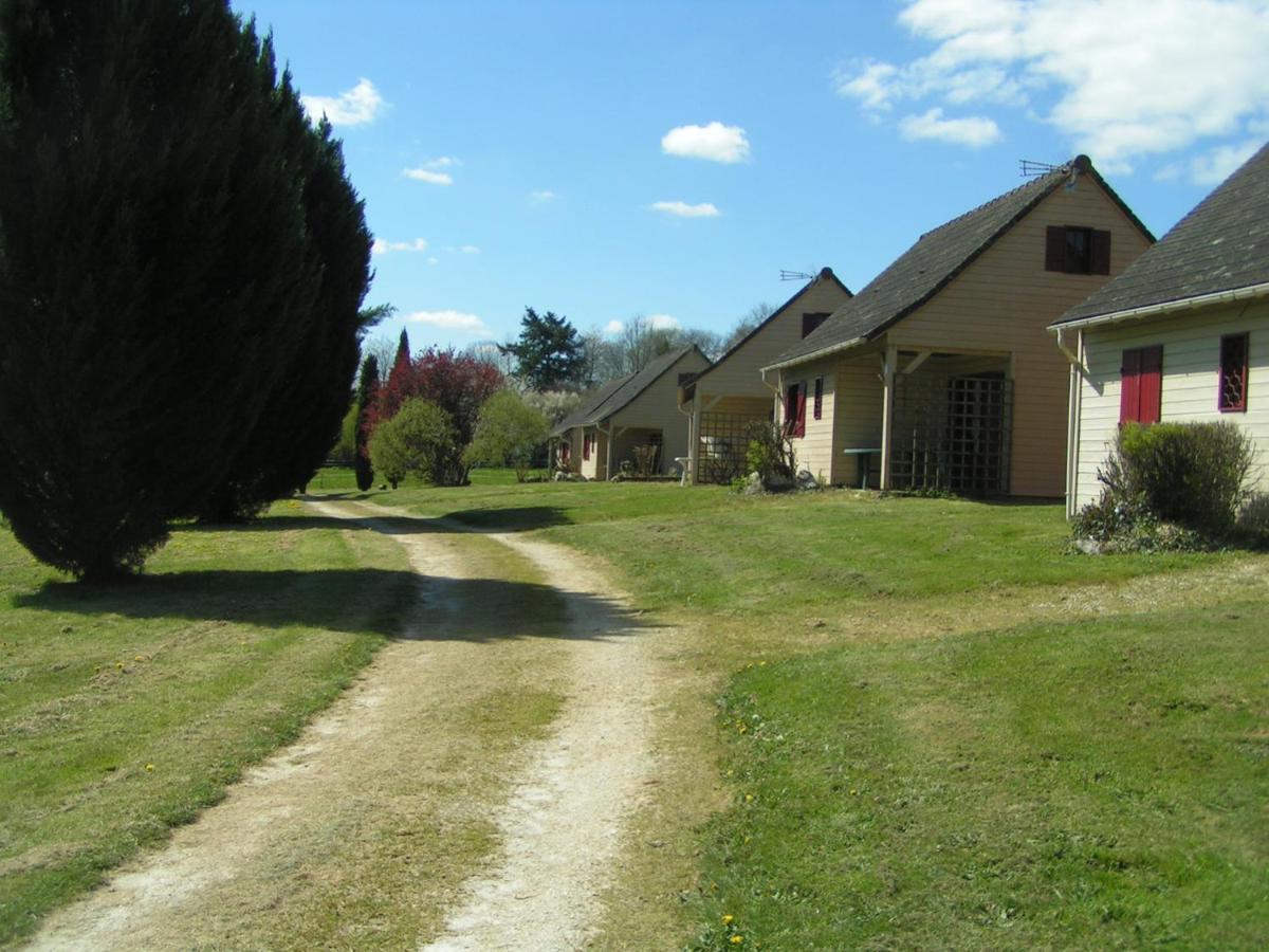Domaine De Vaulatour. Villa Payzac  Luaran gambar