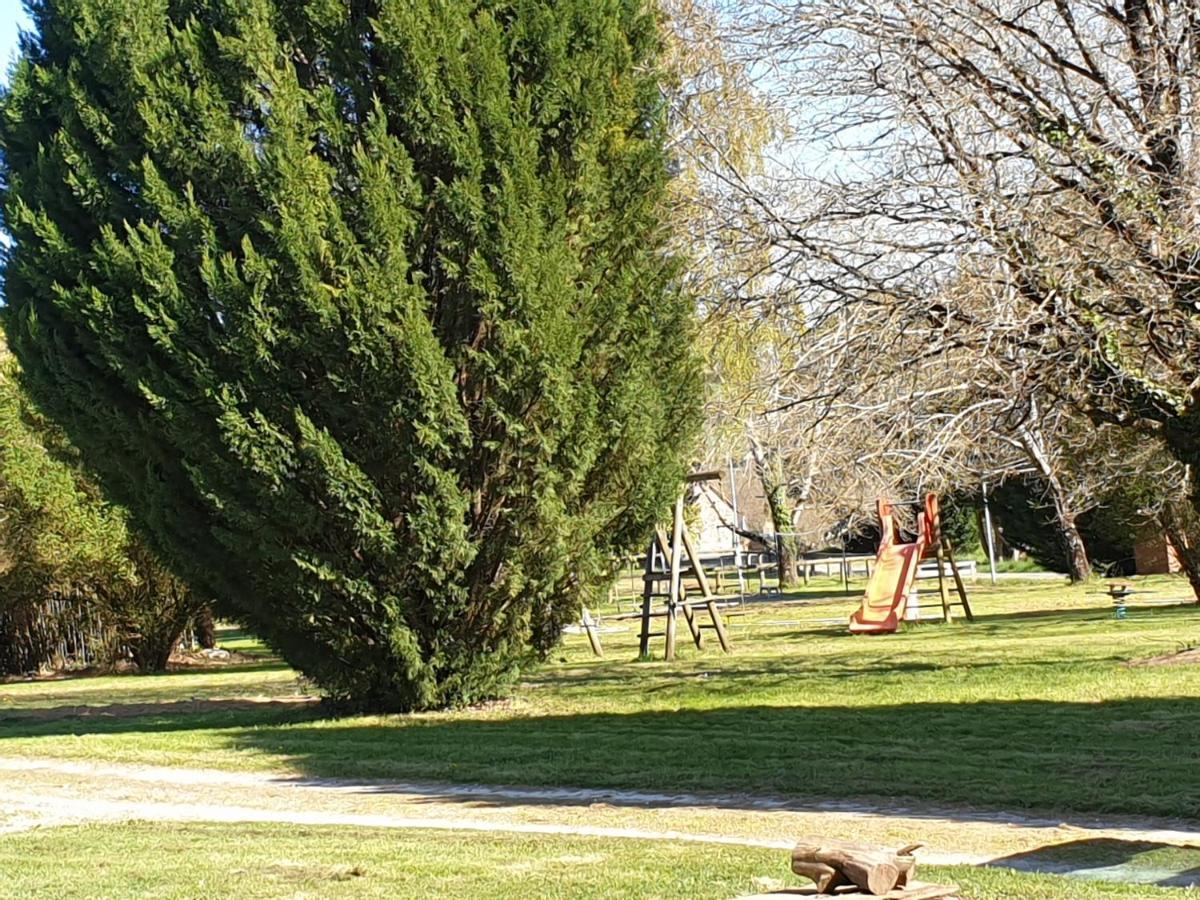 Domaine De Vaulatour. Villa Payzac  Luaran gambar