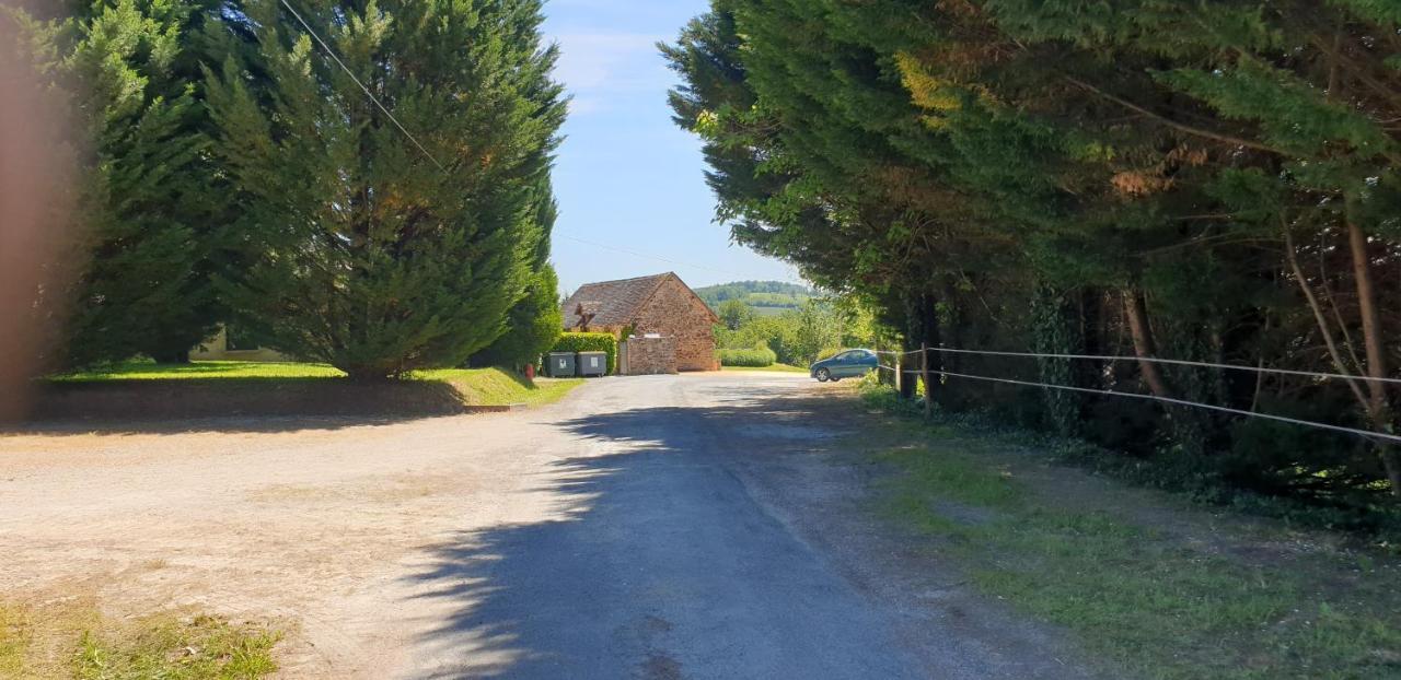 Domaine De Vaulatour. Villa Payzac  Luaran gambar